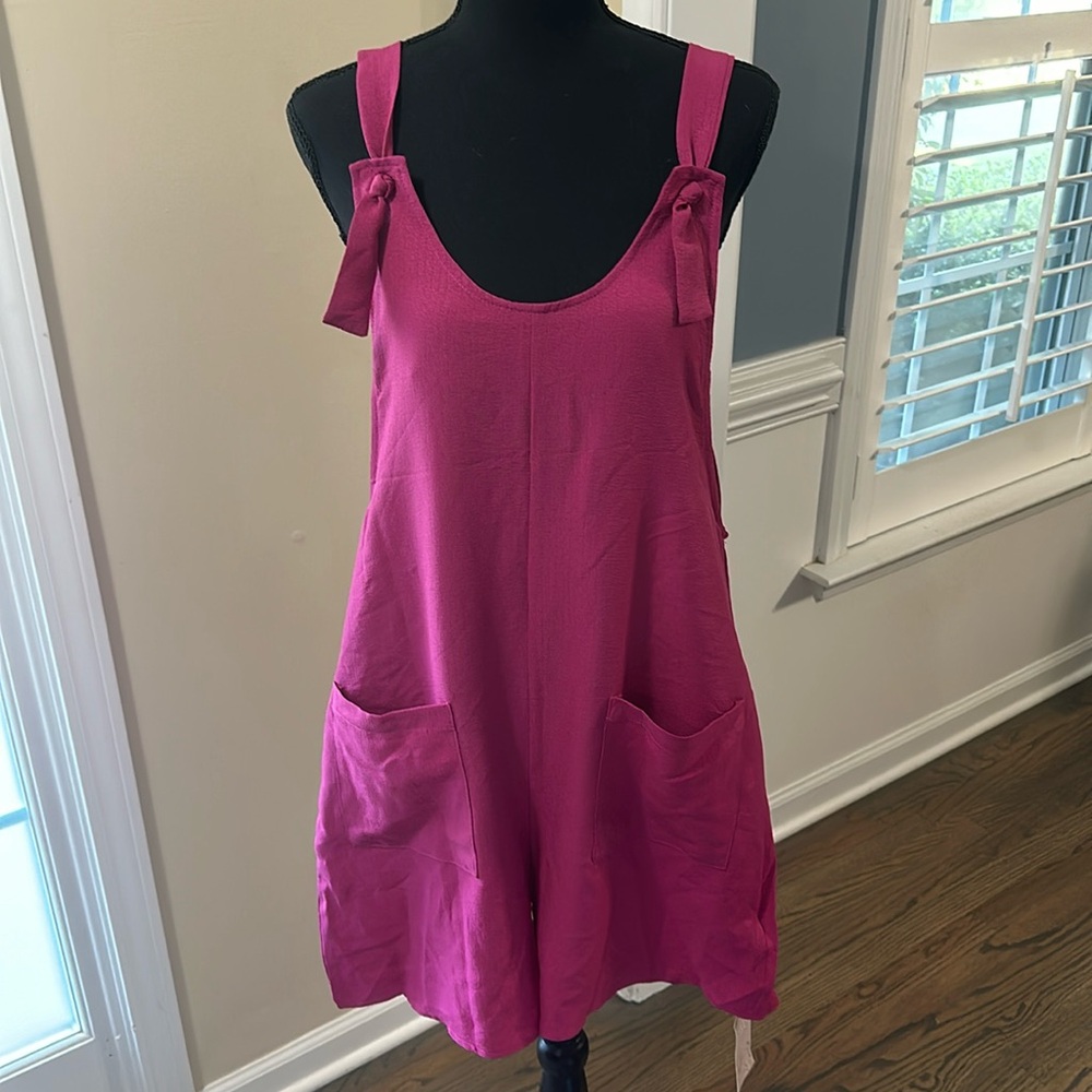 NWT size Large Fuchsia overall/shorts